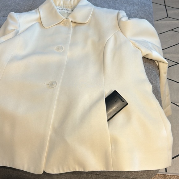 Rena Rowan Tailored suit coat - Picture 4 of 4